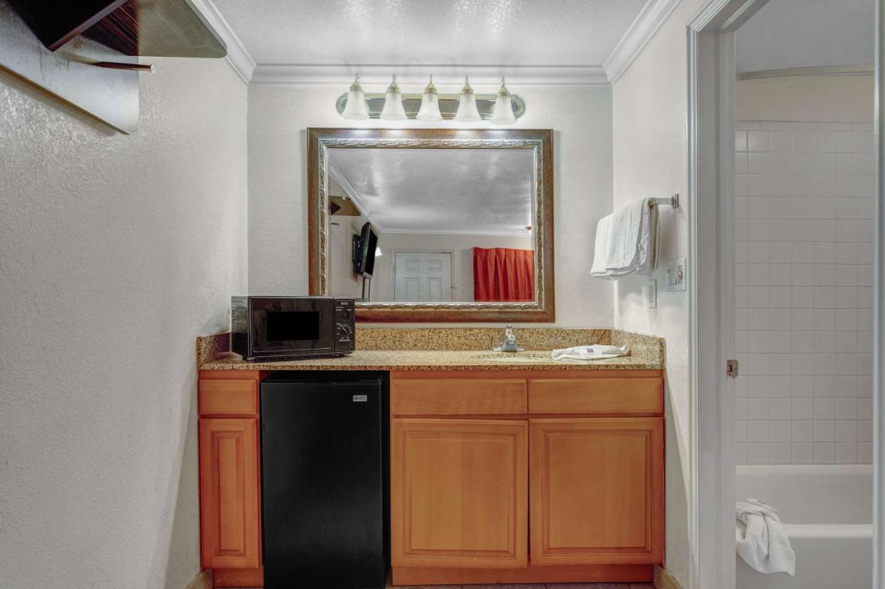 Motel 6-Salt Lake City, Ut - Central Millcreek Bagian luar foto
